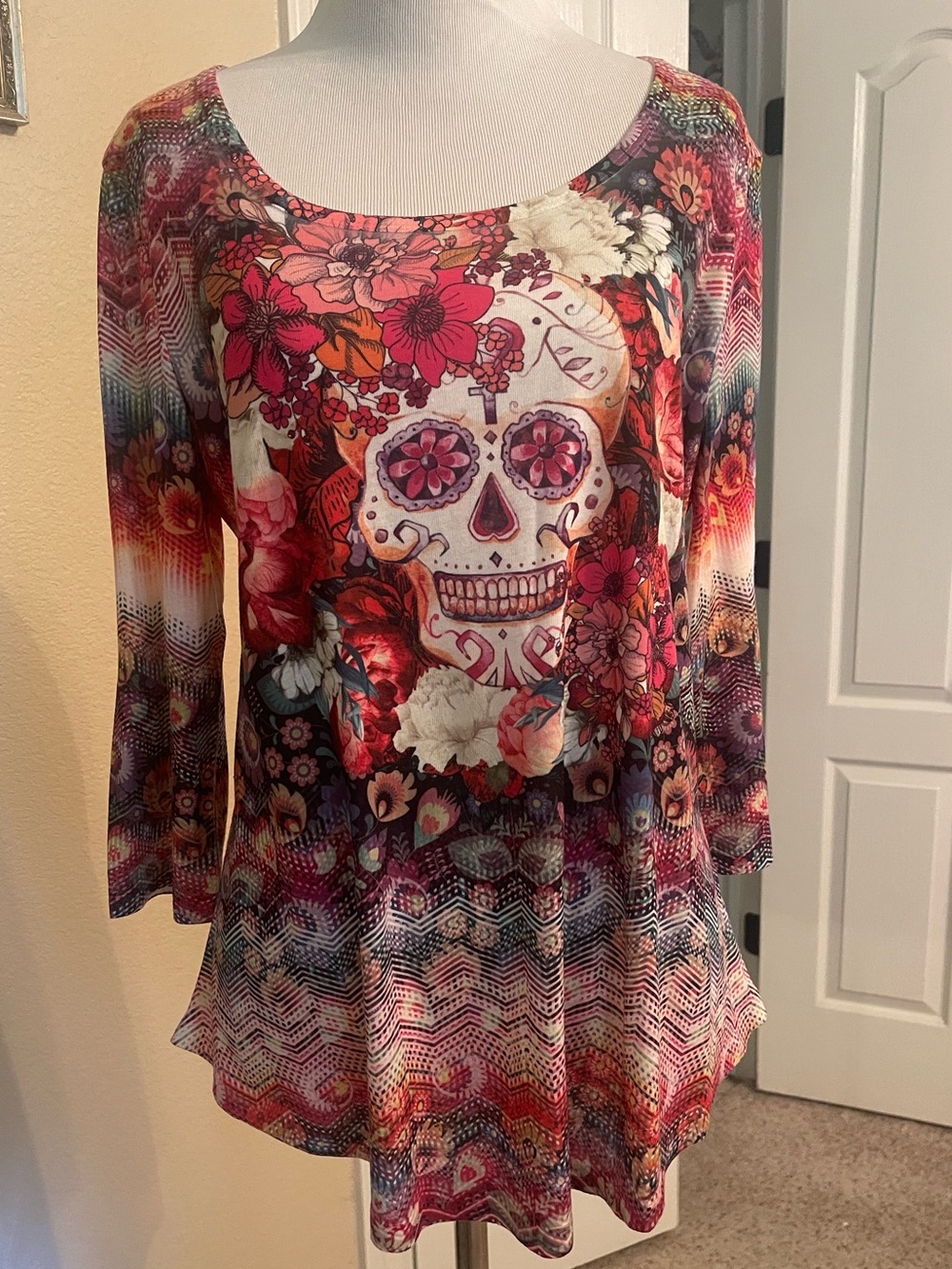Floral Sugar Skull Floral Scoop Neck Tunic Top sz med